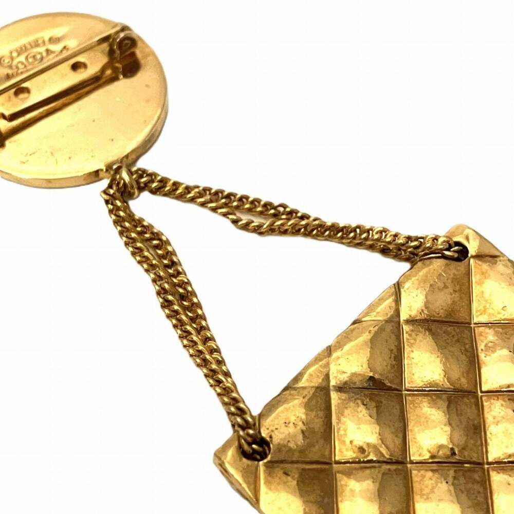 CHANEL Authentic Gold Brooch - Picture 9 of 10
